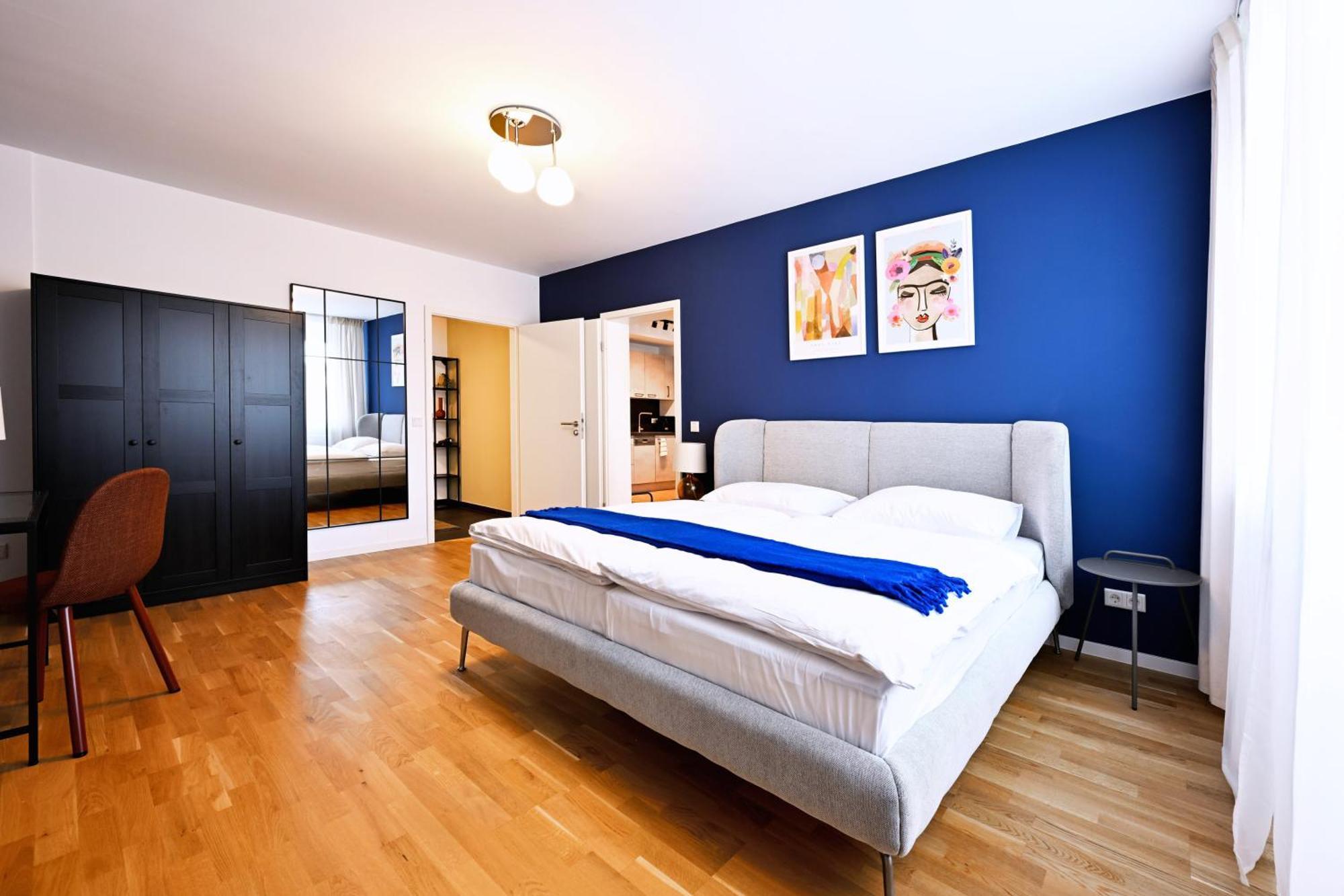 Rosengarten Fuerth, Moderne Serviced In Citylage, Ganze 50 M2, Nahe Nuernberg, Metro, Sauna *