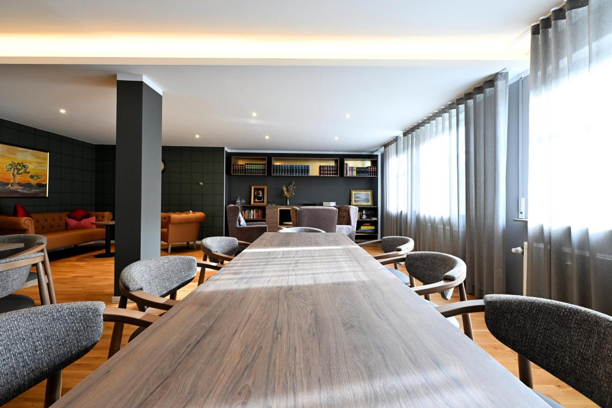 Apartment Rosengarten Fuerth, Moderne Serviced In Citylage, Ganze 50 M2, Nahe Nuernberg, Metro, Sauna *
