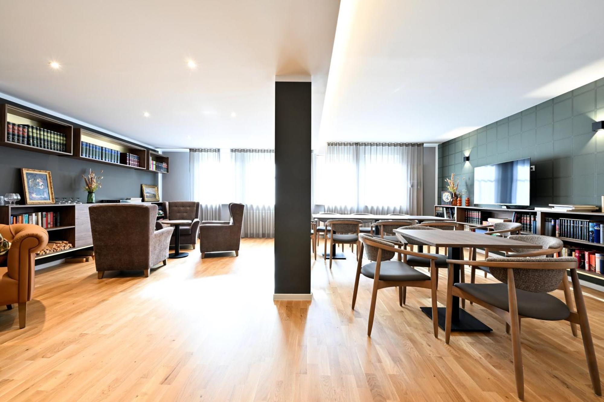 Rosengarten Fuerth, Moderne Serviced In Citylage, Ganze 50 M2, Nahe Nuernberg, Metro, Sauna Apartment Fuerth
