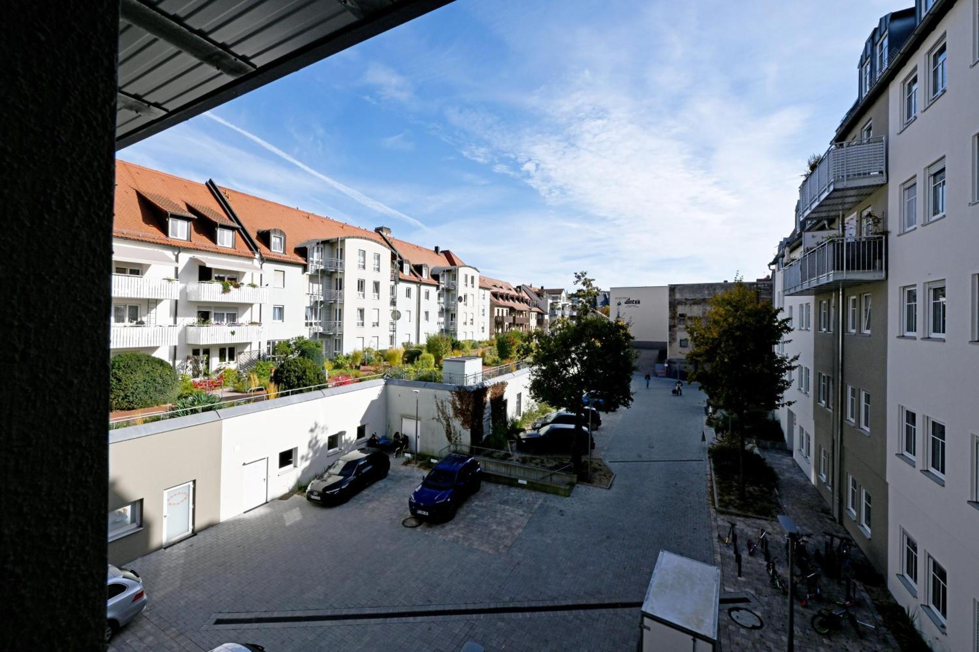 Rosengarten Fuerth, Moderne Serviced In Citylage, Ganze 50 M2, Nahe Nuernberg, Metro, Sauna Apartment *