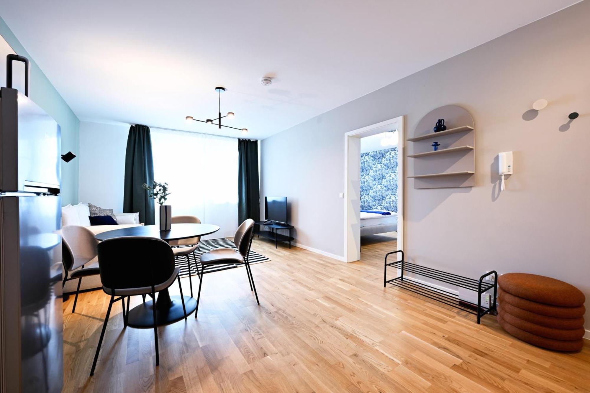 Rosengarten Fuerth, Moderne Serviced In Citylage, Ganze 50 M2, Nahe Nuernberg, Metro, Sauna *