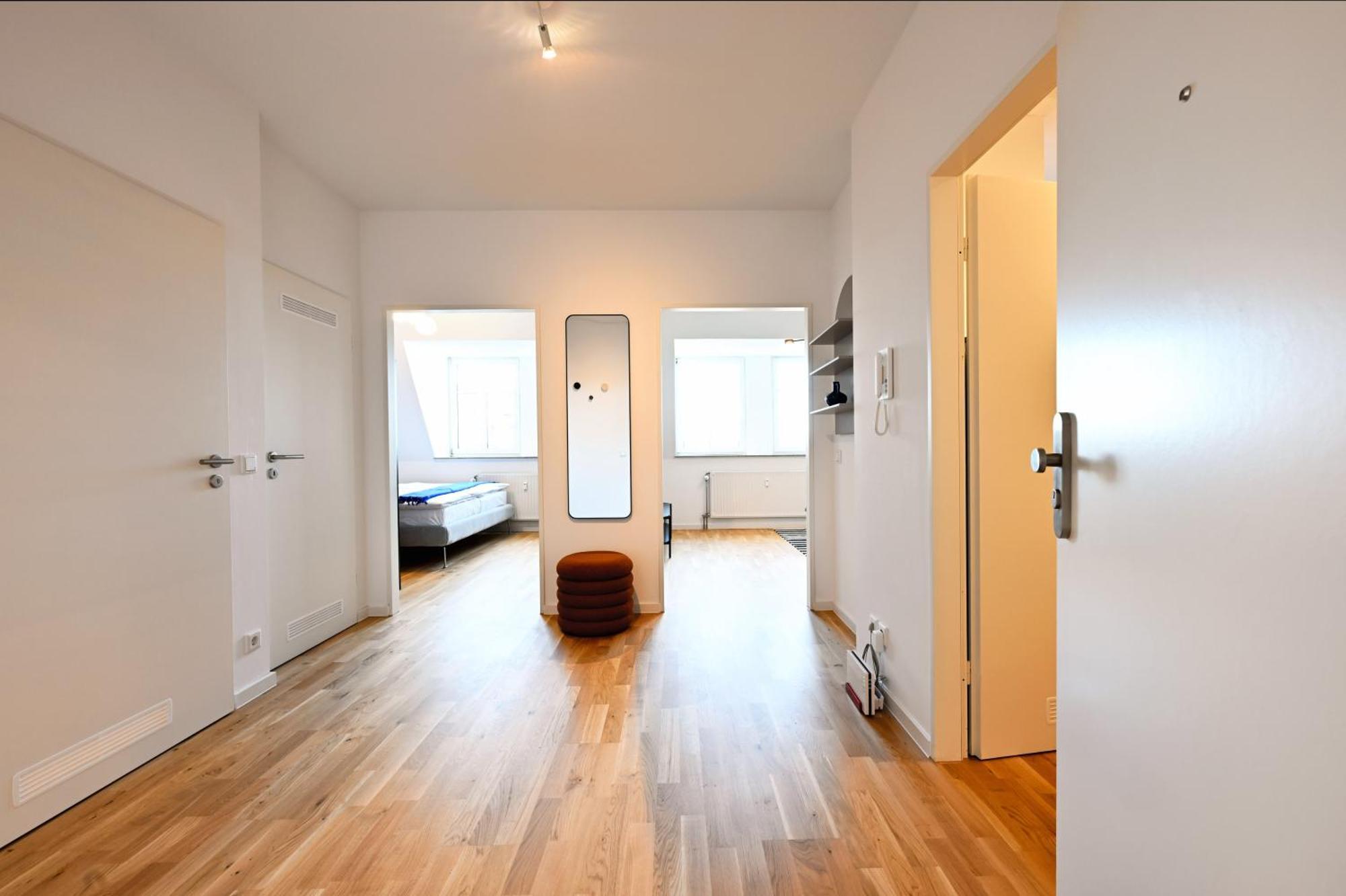 Rosengarten Fuerth, Moderne Serviced In Citylage, Ganze 50 M2, Nahe Nuernberg, Metro, Sauna Fuerth