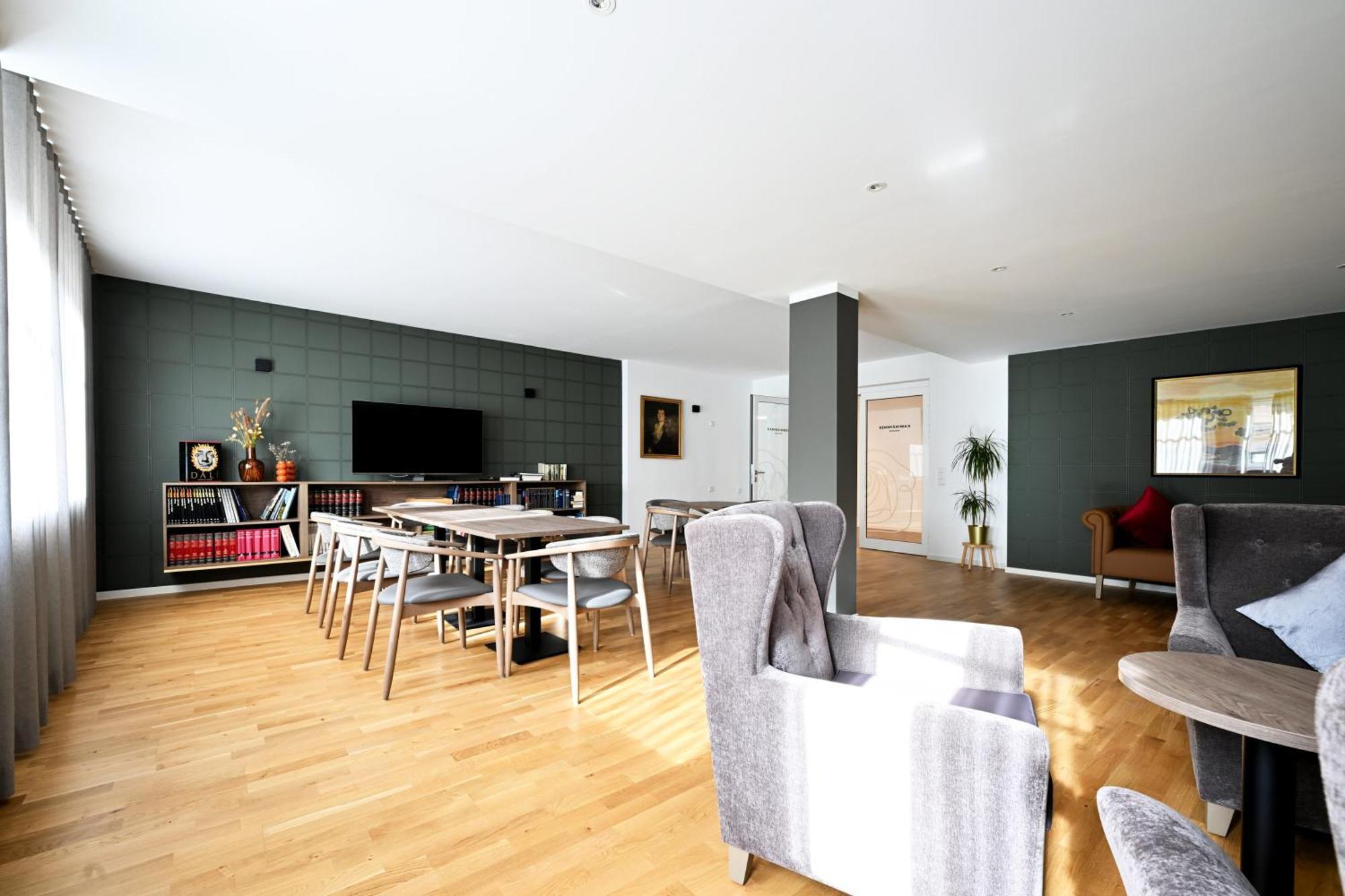 Rosengarten Fuerth, Moderne Serviced In Citylage, Ganze 50 M2, Nahe Nuernberg, Metro, Sauna Appartement Fürth
