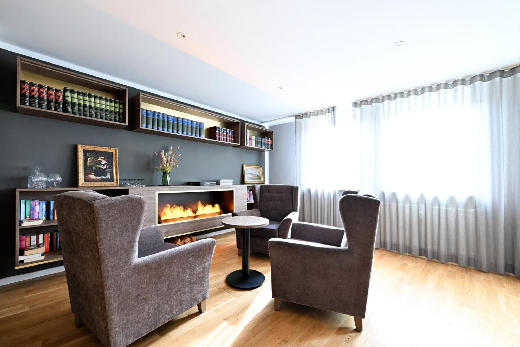 Rosengarten Fuerth, Moderne Serviced In Citylage, Ganze 50 M2, Nahe Nuernberg, Metro, Sauna *