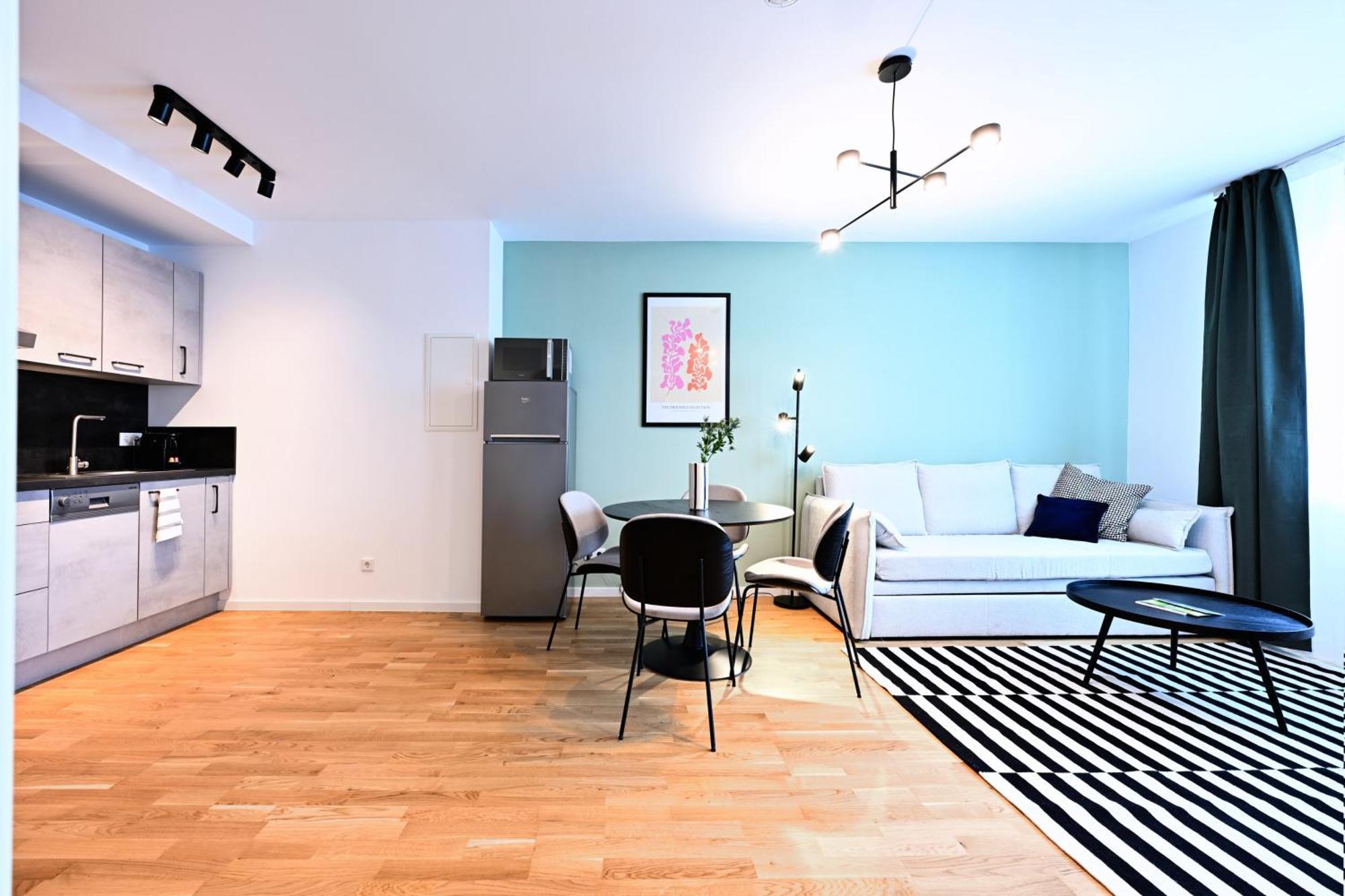 Rosengarten Fuerth, Moderne Serviced In Citylage, Ganze 50 M2, Nahe Nuernberg, Metro, Sauna Fürth