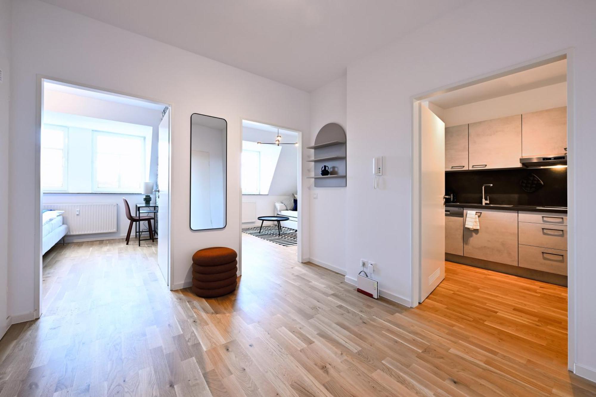 Appartement Rosengarten Fuerth, Moderne Serviced In Citylage, Ganze 50 M2, Nahe Nuernberg, Metro, Sauna Fürth